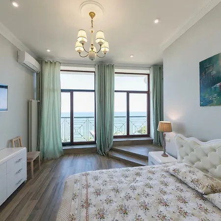 Arcadia Palace Apartment