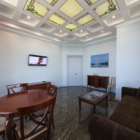 Arcadia Palace Apartment